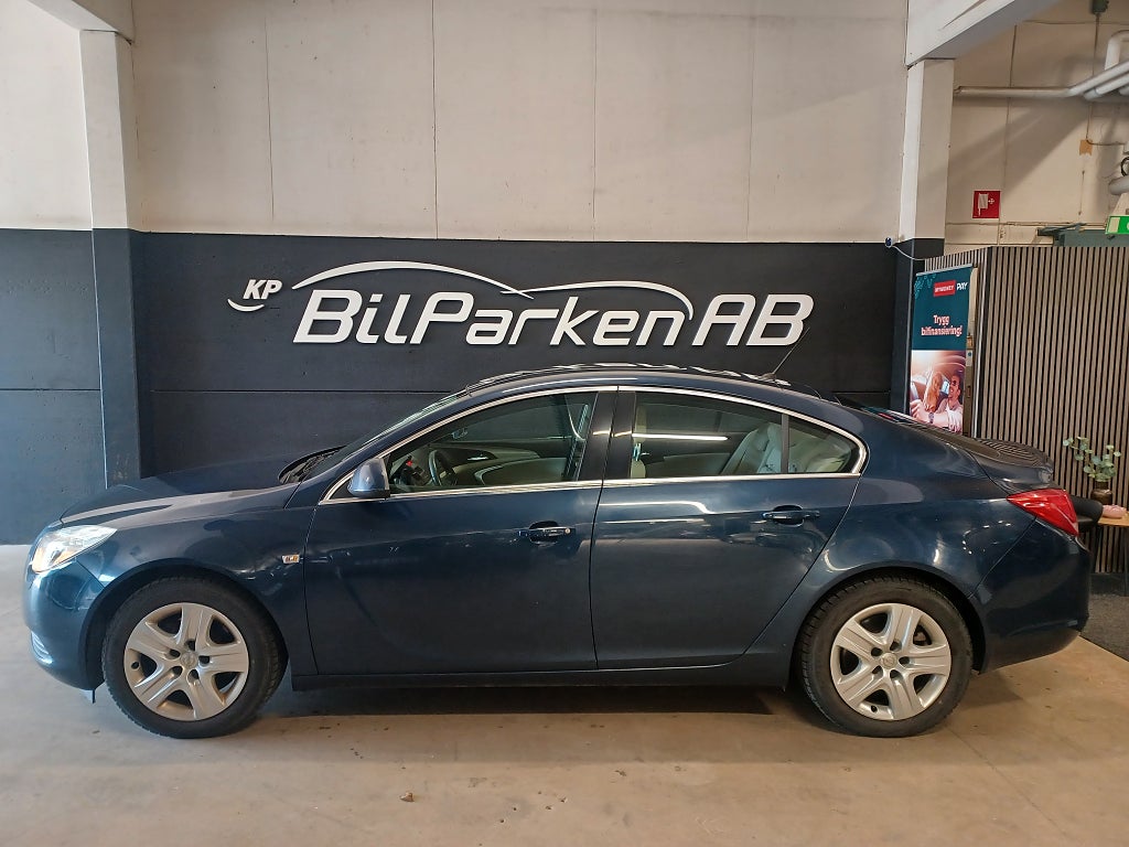 Opel Insignia 1.6 Turbo Edition Euro 5. 1 brukare