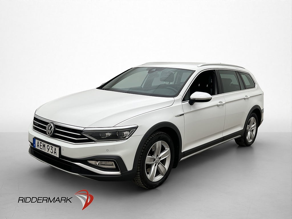 Volkswagen Passat Alltrack 190hk 4M Skinn Kamera Värm Drag