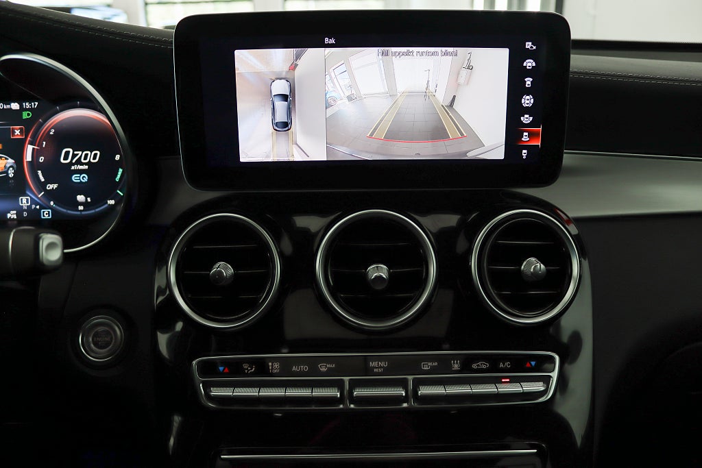 Mercedes-Benz GLC 300 e Coupé 4M AMG Taklucka Burmester Drag