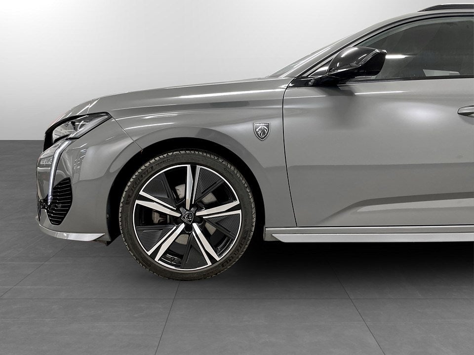 Bild på Peugeot 308 SW GT 1.2 PT 130hk Aut - B-KAMERA, ELSTOL