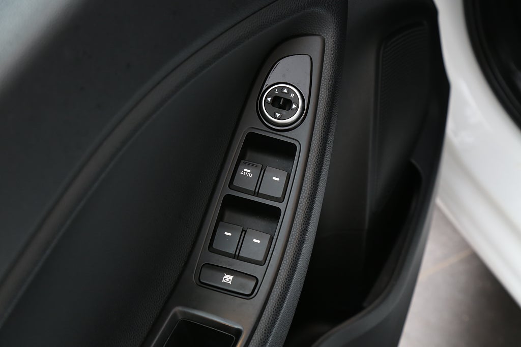 Hyundai i20 1,2 84hk Go! Edition Navi/Kamera Motorvärmare 2016