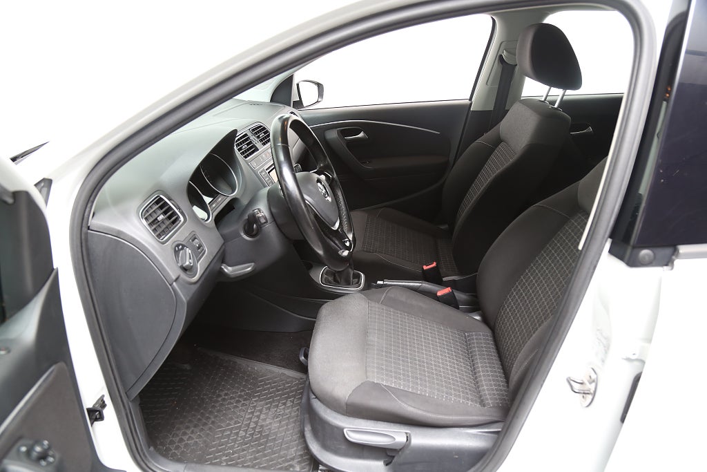 Volkswagen Polo 1,2 TSI 90hk Base 5-dörrar P-sensorer 2017