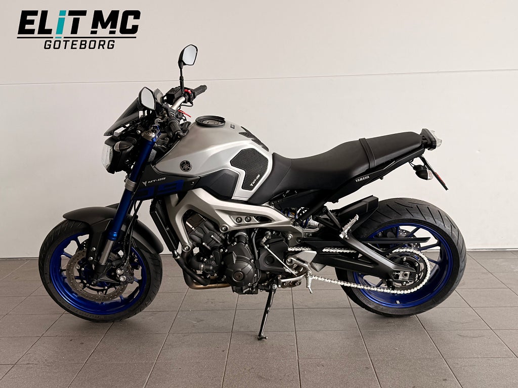 Yamaha MT-09 2015 - miniatyr 14