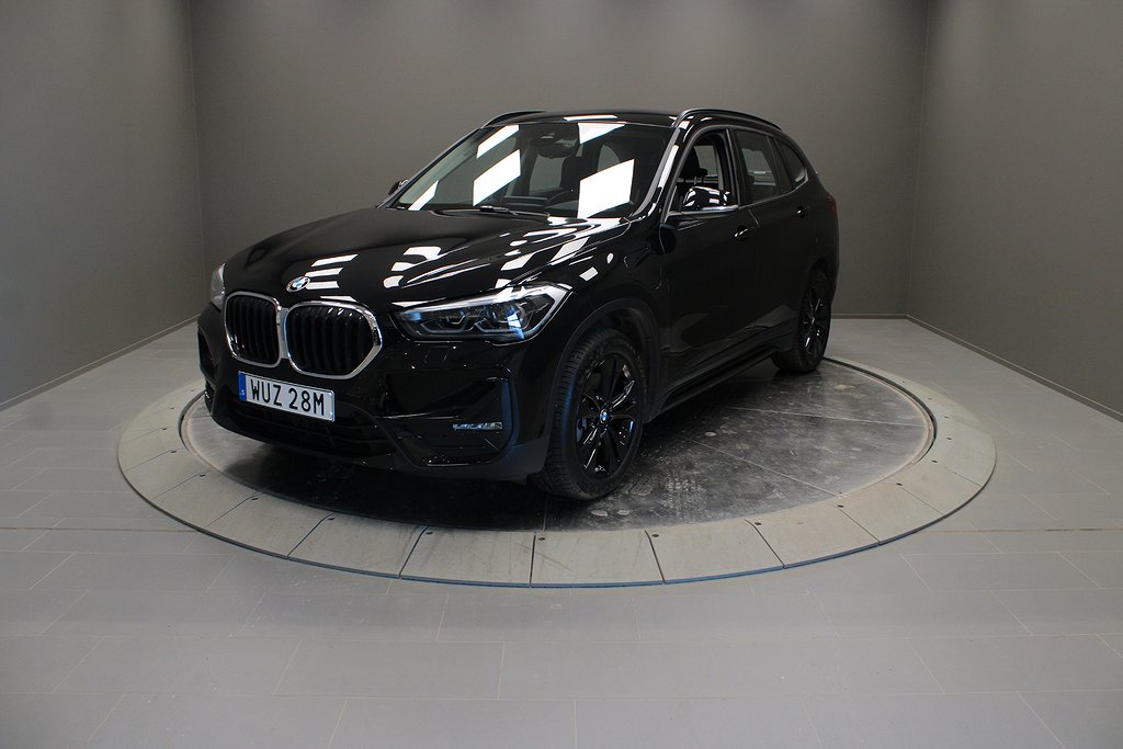 BMW X1 xDrive25e / Sport Line / Head-up / Navi