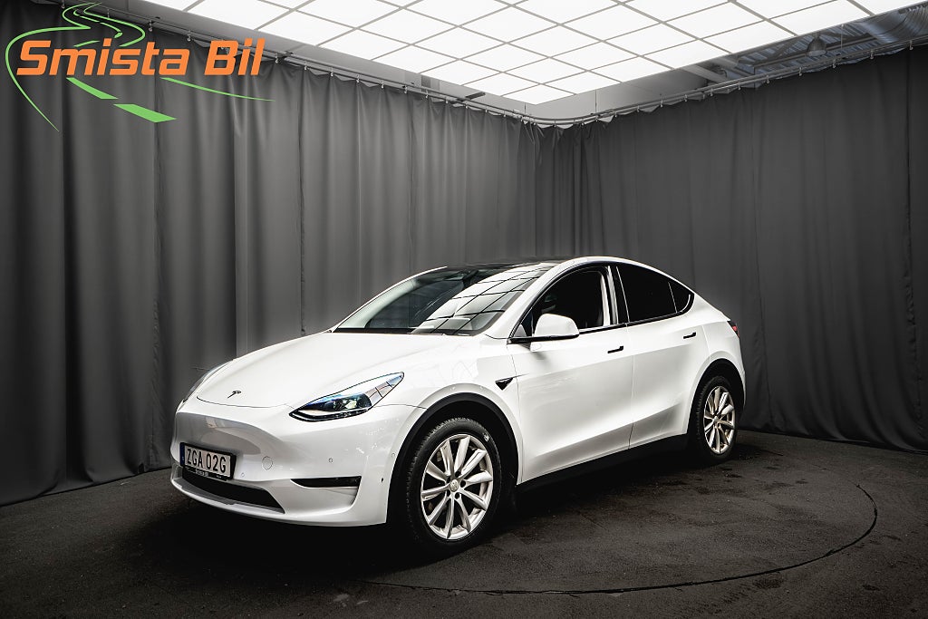 Tesla Model Y Long Range AWD PANORAMA LÄDER KAMERA MOMS