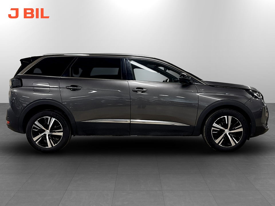 Bild på Peugeot 5008 GT 1.2 PT 130hk Aut 7-SITS B-KAMERA