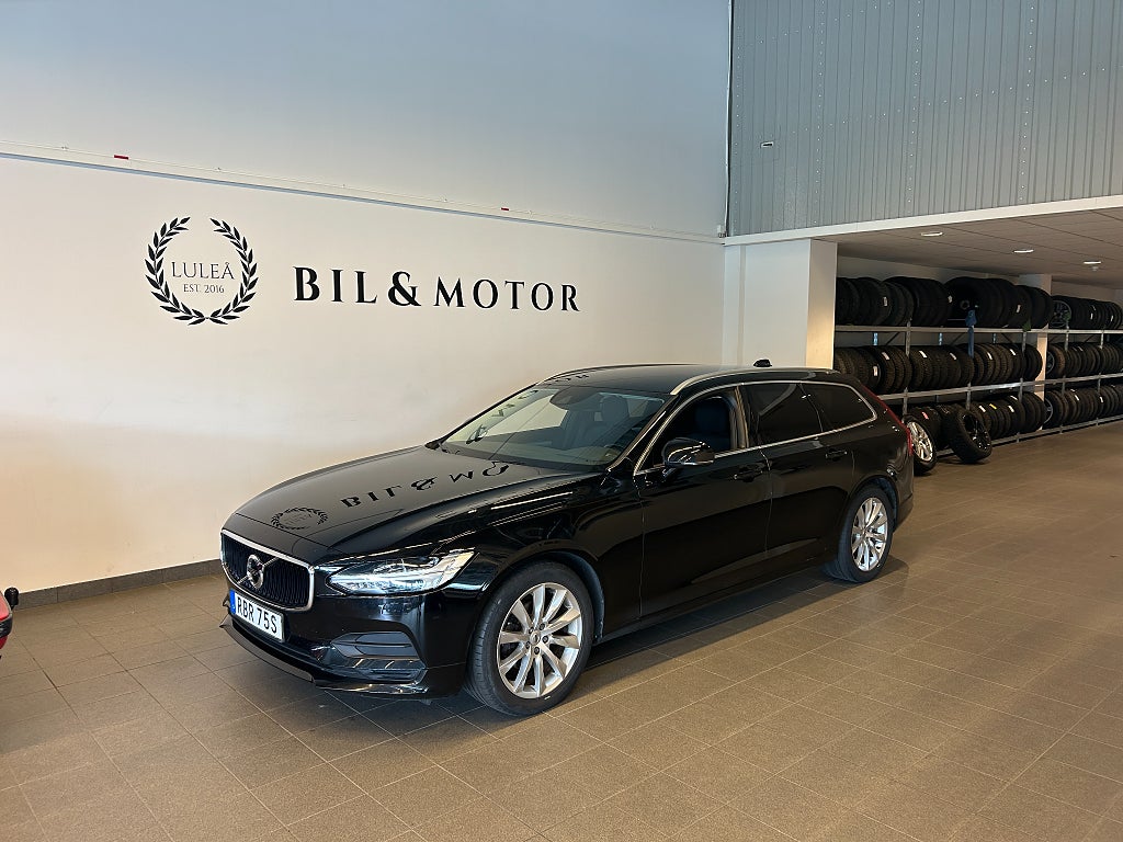 Volvo V90 D3 AWD Momentum|4.99%|SoV|Dubb|Drag|ACC|Värm|RattV|PDC