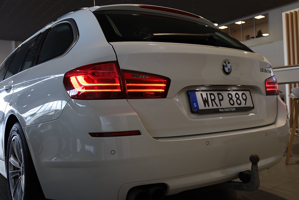 BMW 520 d Touring Aut Drag PDC Connected Blåtand Rattvärme 2016