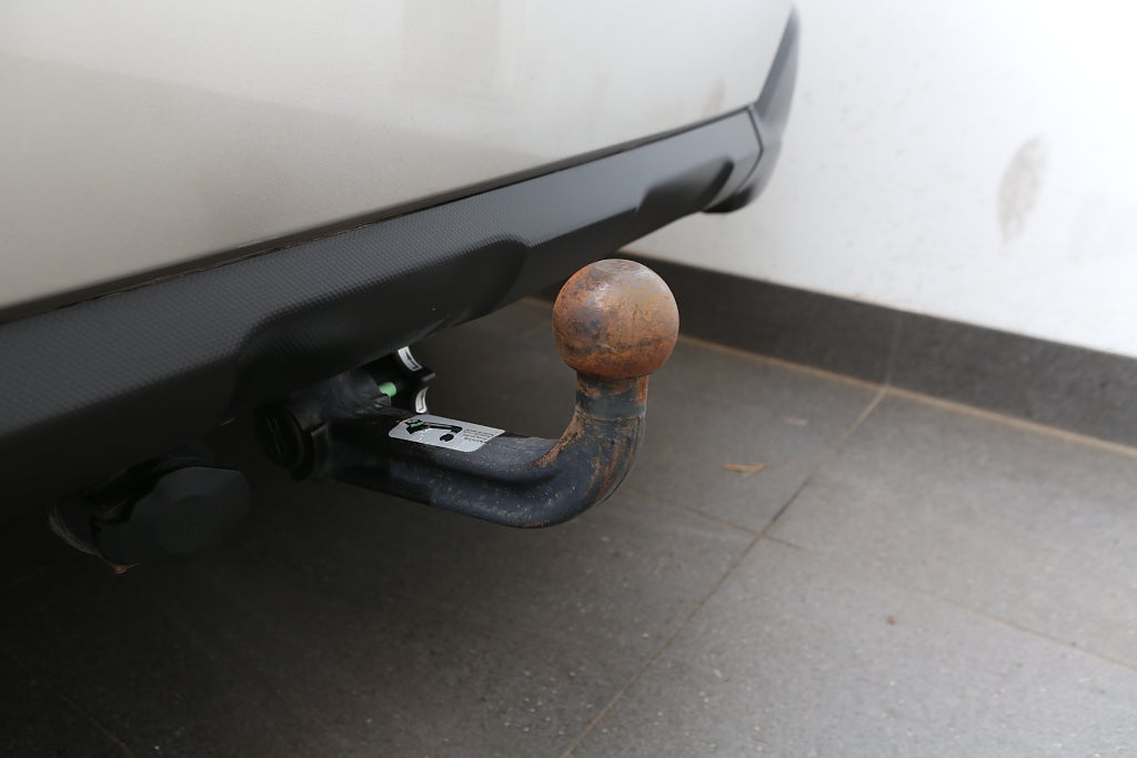 Subaru Outback 2,0D Summit AWD Aut H/K Skinn Motorv Drag 2016