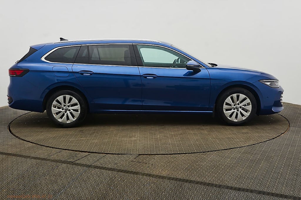 Volkswagen Passat eHybrid 1.5 TSI Business 272HK Drag+Värmare