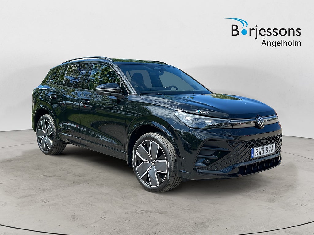 Volkswagen Tiguan R-Line eHybrid 272 Hk SWE edition Black style