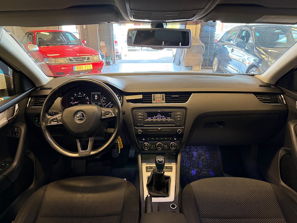 Skoda Octavia 2013 - miniatyr 18