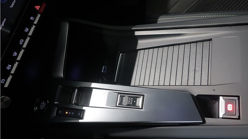 Bild på Peugeot 308 5D GT 1.2 PT 130hk Aut - BACKKAMERA, CARPLAY