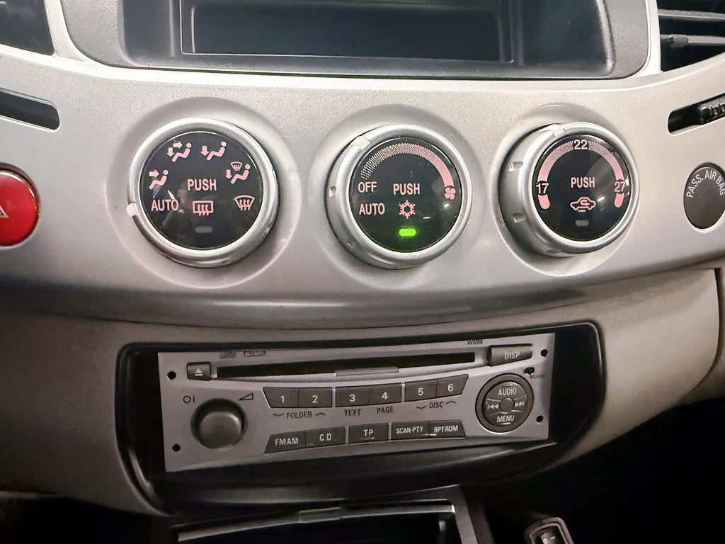Mitsubishi L200 Dobbelcab 2.5 4x4 Automatisk, 5-trinn, 178hk, 2010