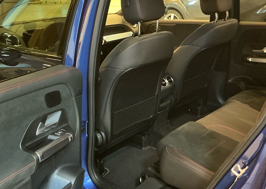 Mercedes-Benz GLB 200 AMG Line Premium 7 sits Värmare Glastak Drag - bild 4