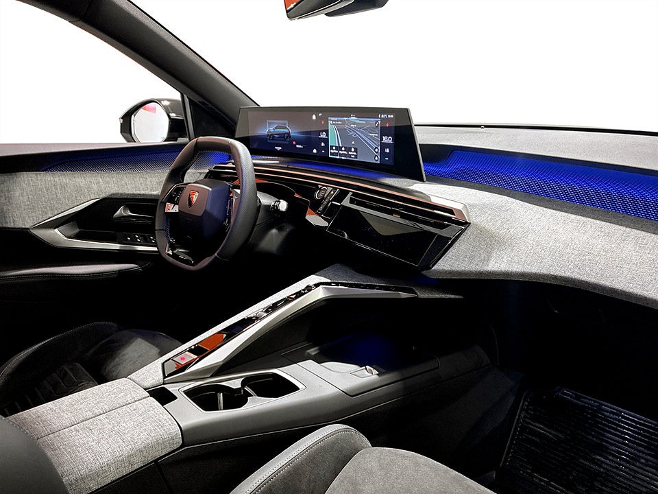 Bild på Peugeot 5008 GT Hybrid 145hk Aut B-KAMERA CARPLAY 7-SITS