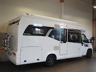 Husbil-halvintegrerad Hobby Optima De Luxe T65 HFL 4 av 18