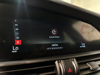 Alfa Romeo Giulia 2.2 16V Super Kamera Mvärm Skinn GPS SoV