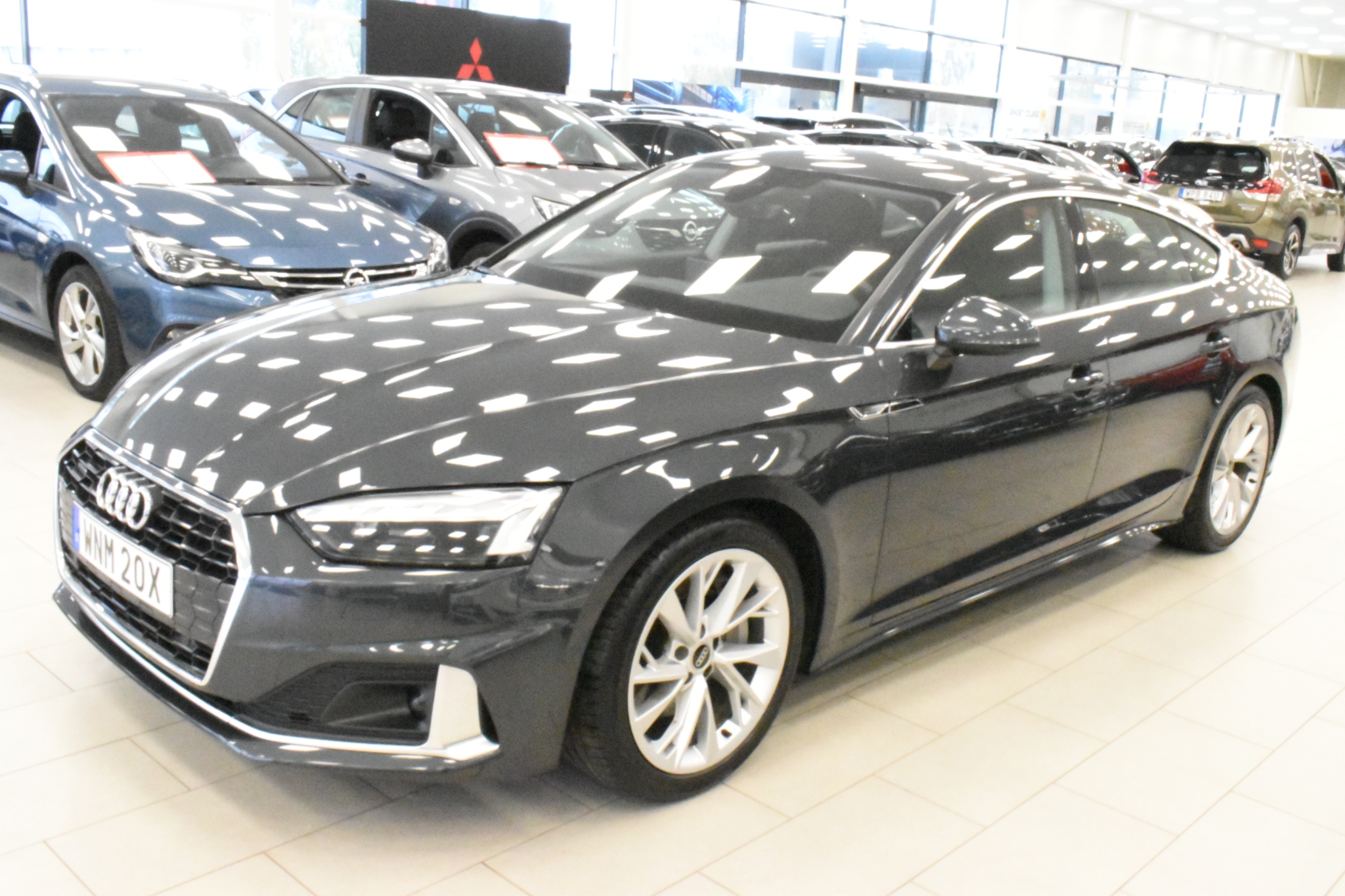 Audi A5 2024, bild 2/10