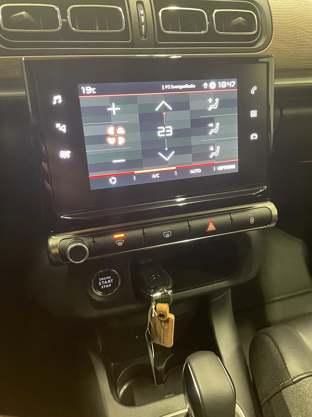 Citroën C3 Shine 1.2 110hk Aut thumbnail