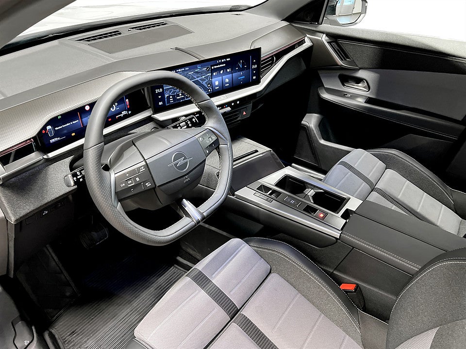 Bild på Opel Grandland GS Hybrid 145hk Aut PANO B-KAMERA CARPLAY
