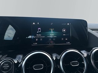 Mercedes-Benz B 180 136hk AMG S&V-däck Kamera Farthållare BT