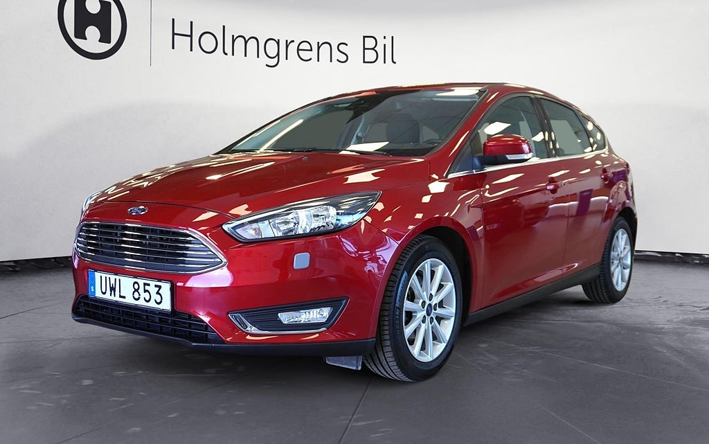 Ford Focus 1.0 Titanium Dragkrok Kamera