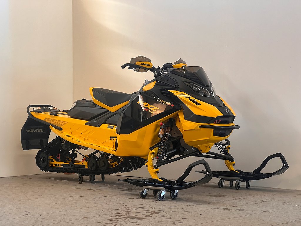 Ski-Doo MXZ XRSCOMP 850 E-TEC