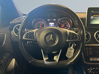 Mercedes-Benz A 180 d 7G-DCT AMG Line Kamera Skinn SoV-hjul – bild 9