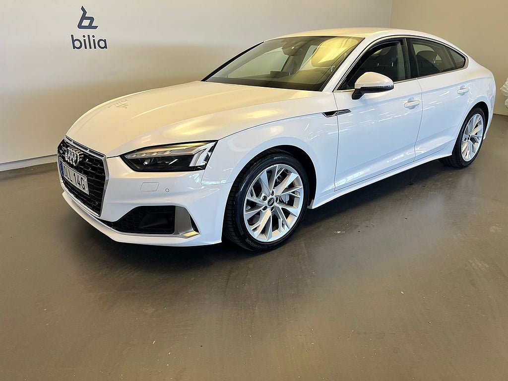 Audi A5 Bakkamera/ Dragkrok