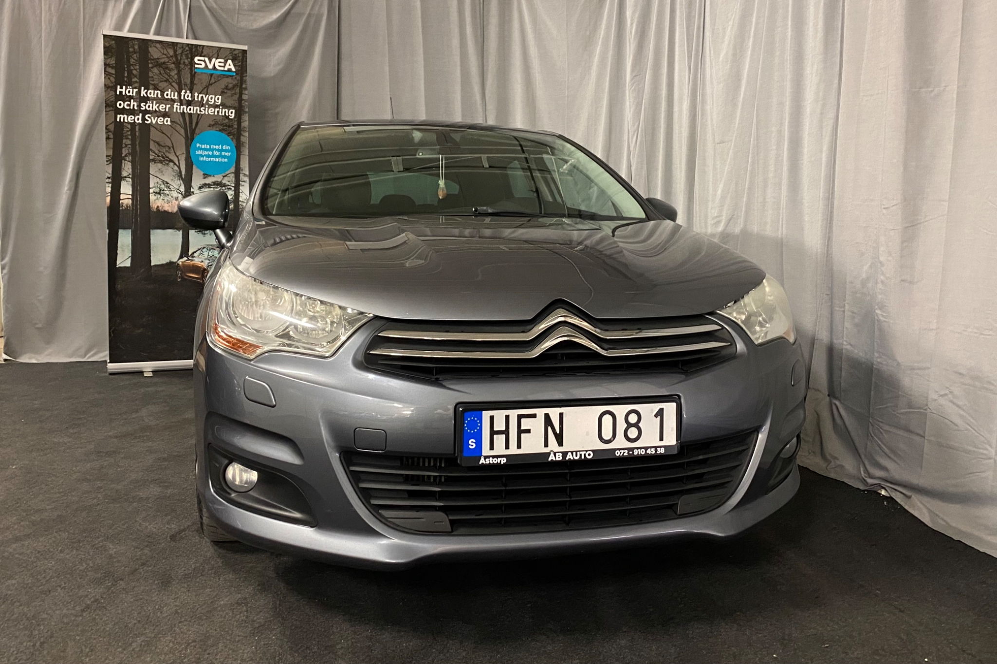 Citroen C4 2013, photo 3/46