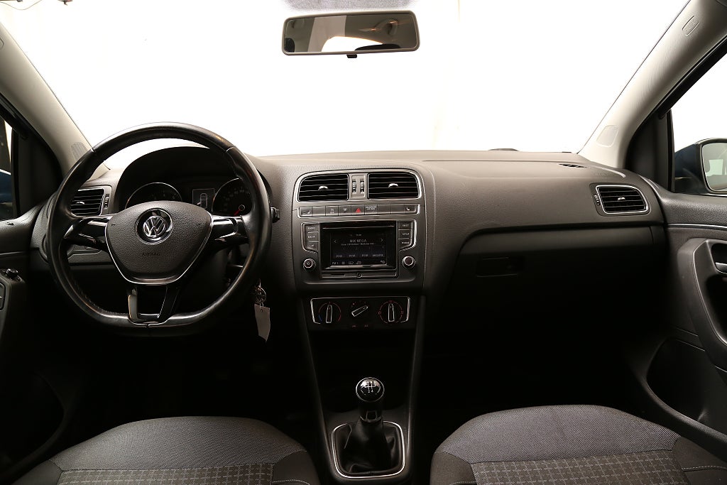 Volkswagen Polo 1,2 TSI 90hk Base 5D Bluetooth 2017