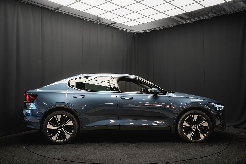 Polestar 2 LONG RANGE Dual Motor AWD PLUS PILOT PANO DRAG 360 H/K