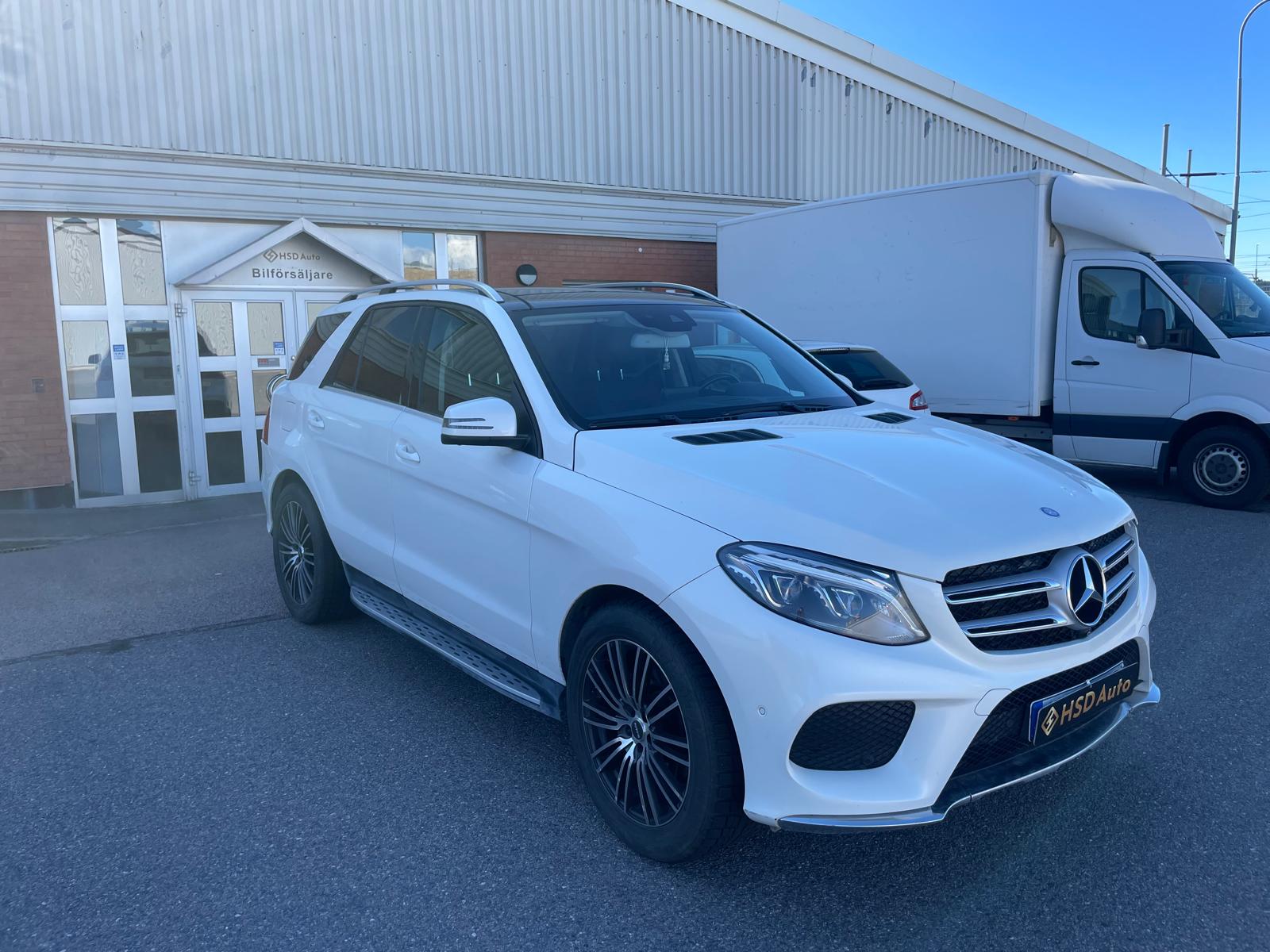 Mercedes-Benz GLE 2016, bild 2/10