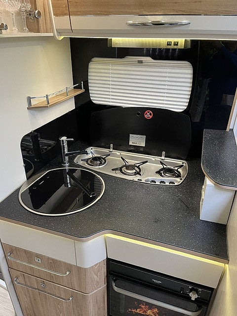 Pilote P740GJ 2018 - miniatyr 16