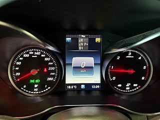 SUV Mercedes-Benz GLC 16 av 22