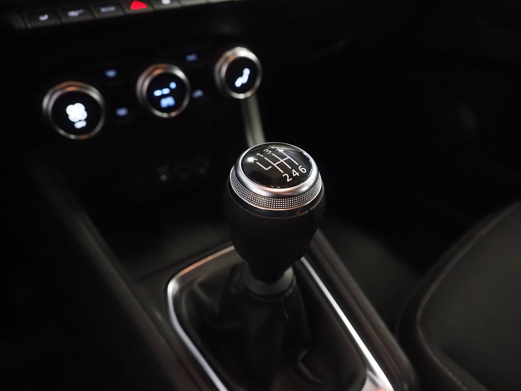 Renault Captur 1.0 TCe Zen 90hk Farthållare P-Sensorer