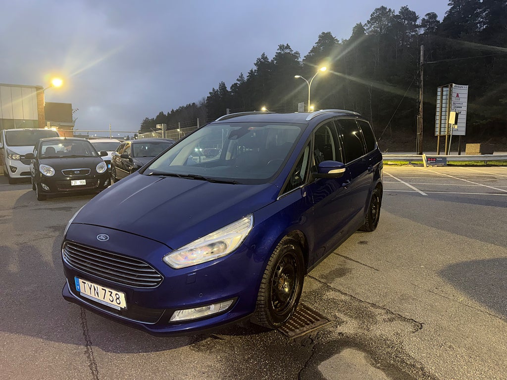 Ford Galaxy 2.0 TDC 150hk Powershift 7-sits Titanium Kamera Navi Euro 6