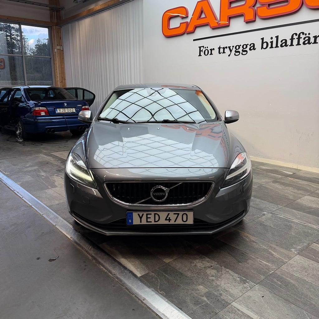 Volvo V40 D3 Geartronic Business Advanced VOC Värmare Kamrem Bytt