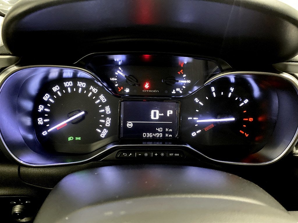 Bild på Citroën C3 Shine 1.2 PT 110hk Aut - CARPLAY,BACKSENSORER