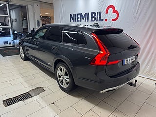 Volvo V90 Cross Country D4 AWD Momentum Plus Drag D-värm S&V