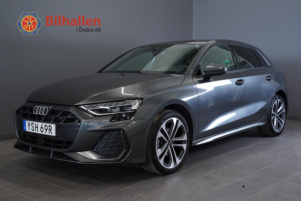 Audi A3 Sportback 35 TFSI S-Line /Värmare Kamera Daytona Grey