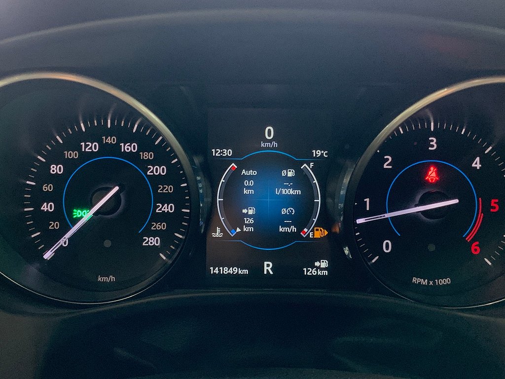 Jaguar XE 20d| PRESTIGE | Läder | Kamera | Drag 2017