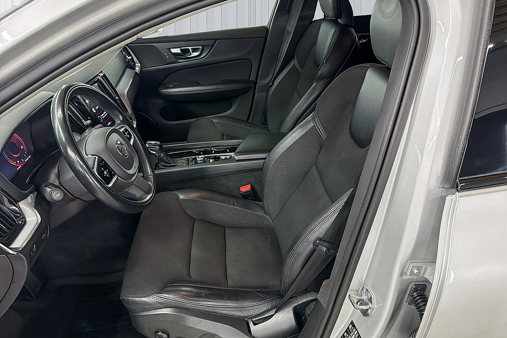 Volvo V60 Cross Country 2020