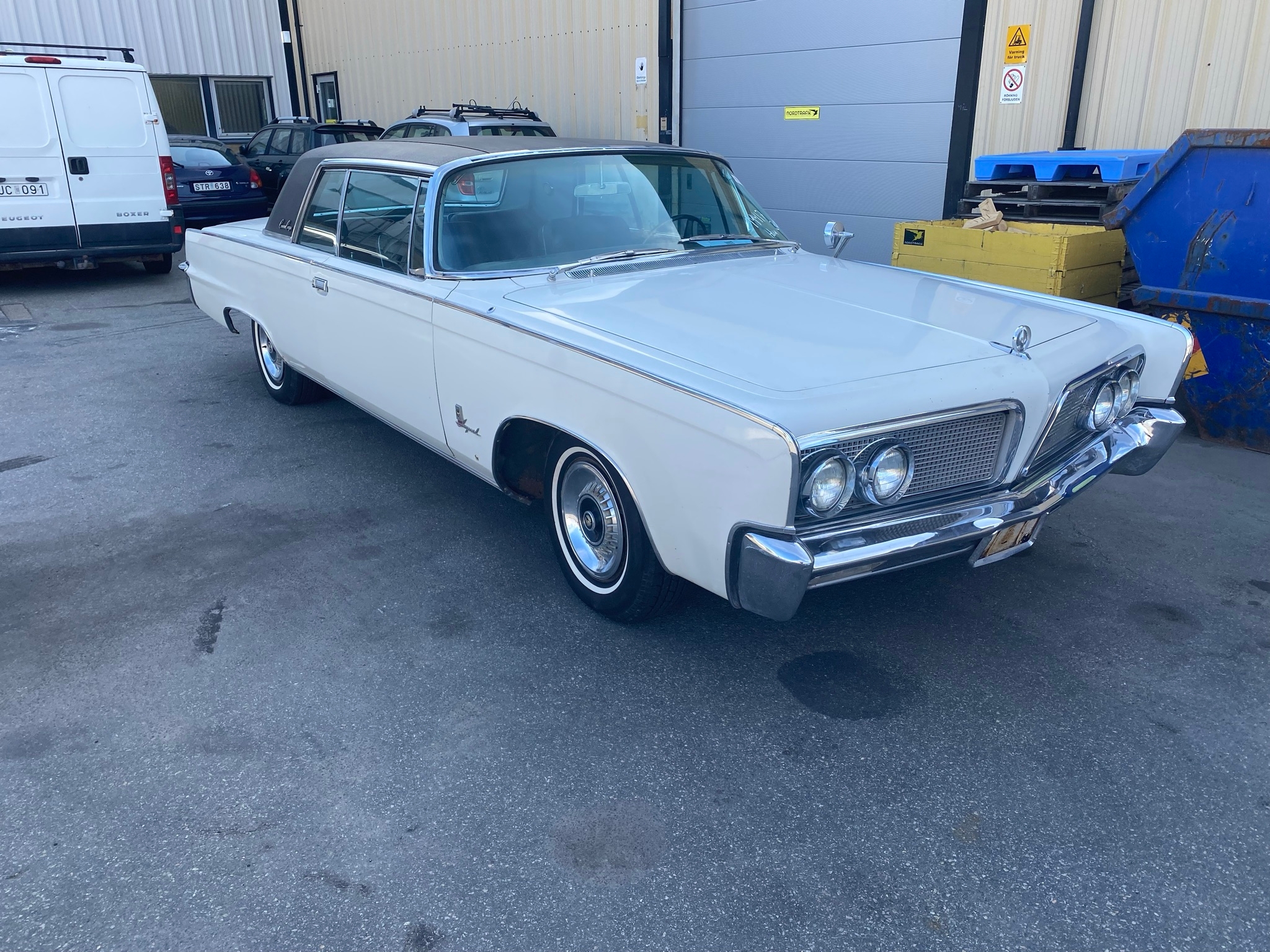 Chrysler Imperial Crown coupe 1964, bild 2/18
