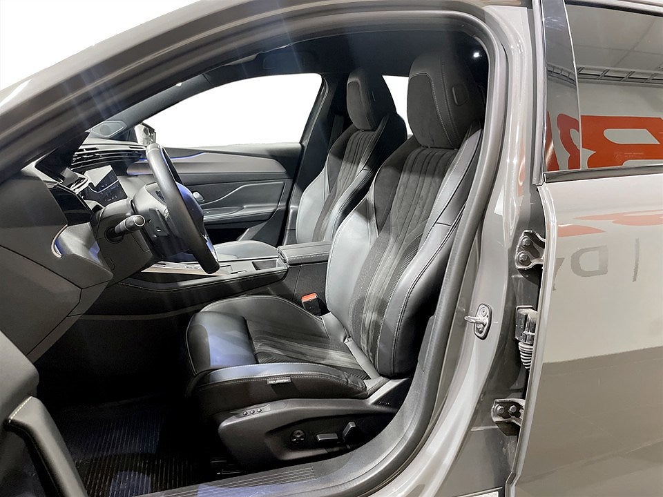 Bild på Peugeot 308 SW GT 1.2 PT 130hk Aut - B-KAMERA, ELSTOL