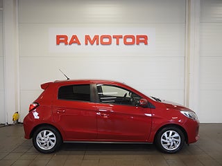 Halvkombi Mitsubishi Space Star 4 av 20