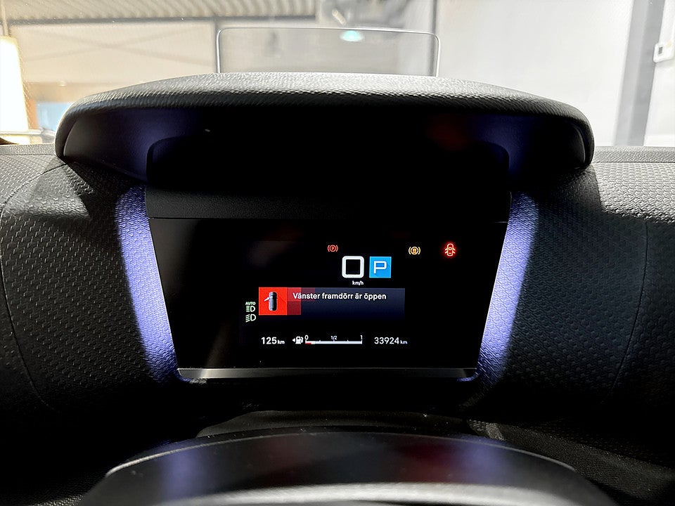 Bild på Citroën C4-X Shine 1.2 PT 130hk Aut B-KAMERA CARPLAY