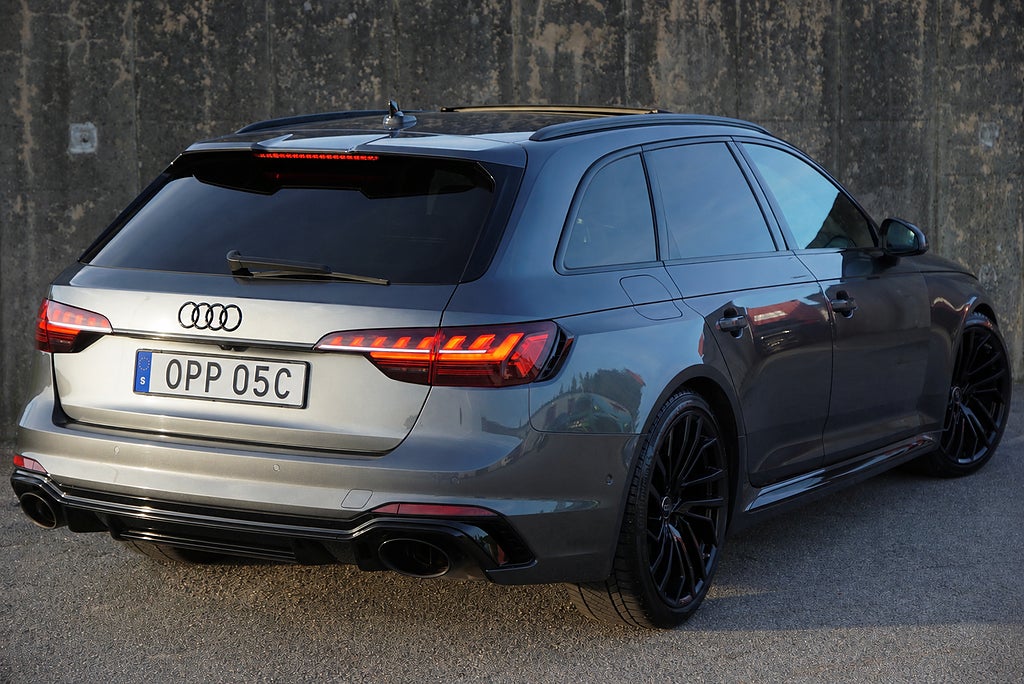 Audi RS4 Avant 2.9 TFSI Quattro|Keramiska|B&O|Pano|HuD|Kolfiber|