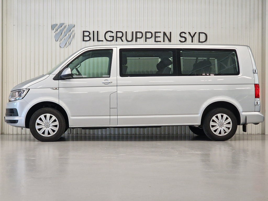 Volkswagen Caravelle T32 2.0 TDI BMT Comfortline|Dragkrok|Värmare|9-Sits|LWB